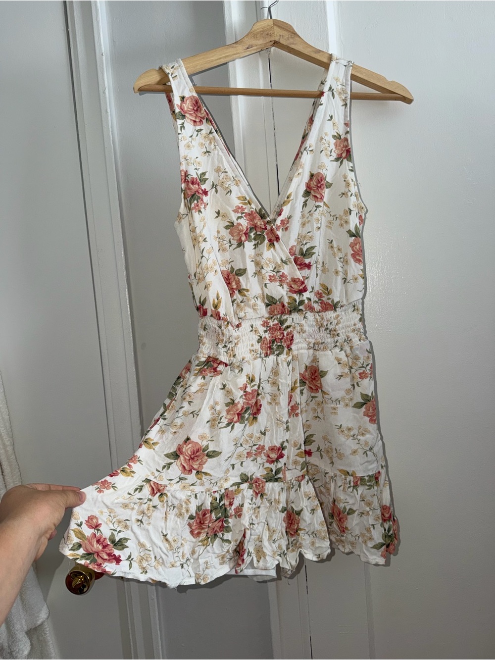 American Eagle Outfitters White Floral V-Neck Mini Dress